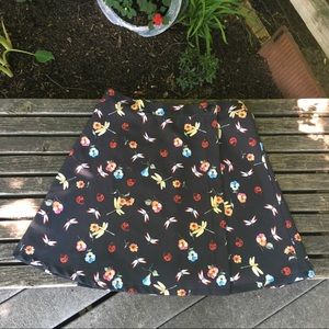 Adorable bugs & flowers skirt 🌼🐞